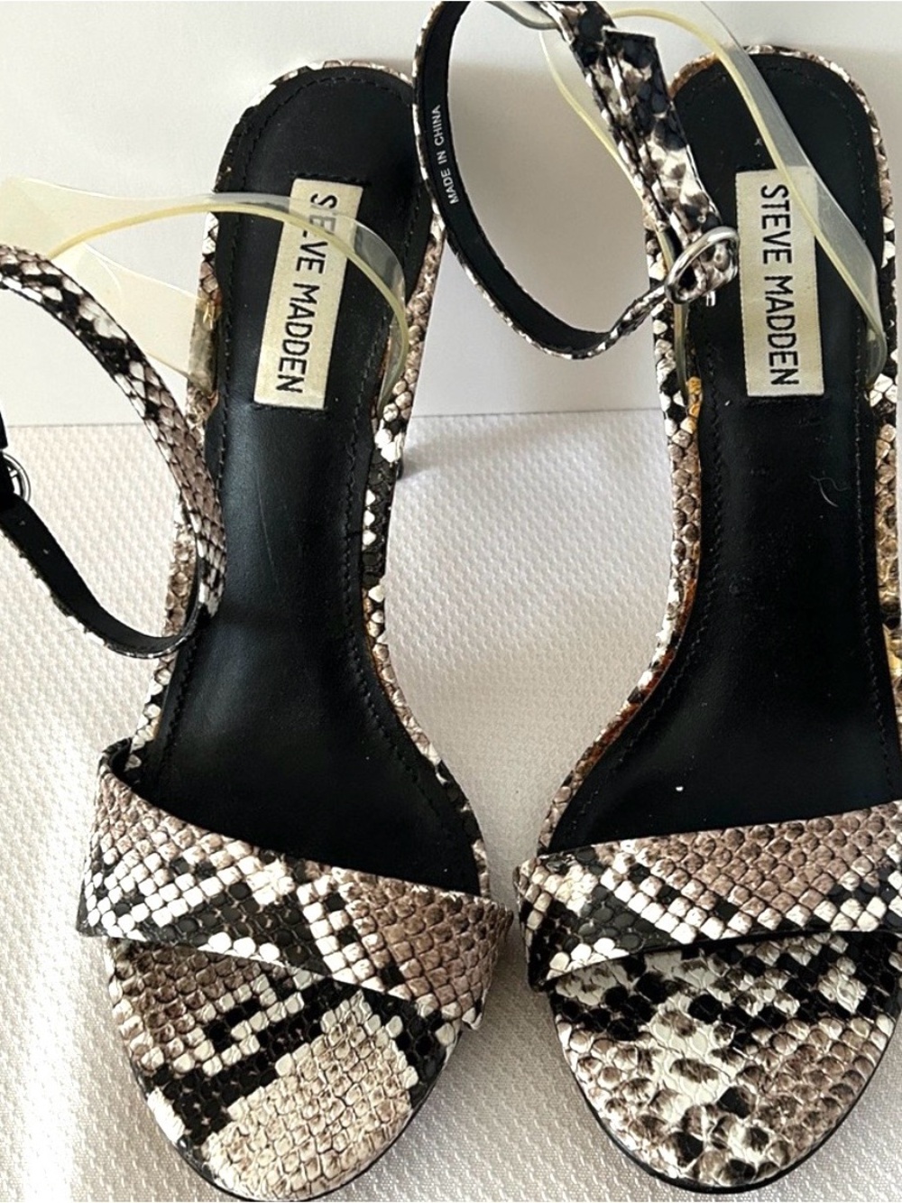 Steve Madden Snake Print Heels Black Tan Size 9.5 Open Toe Lucite Ankle Buckle